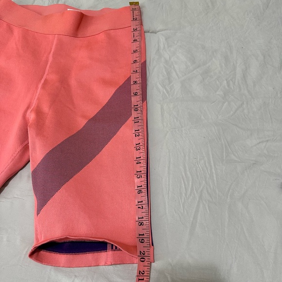 Fabletics Outift - Picture 2 of 16